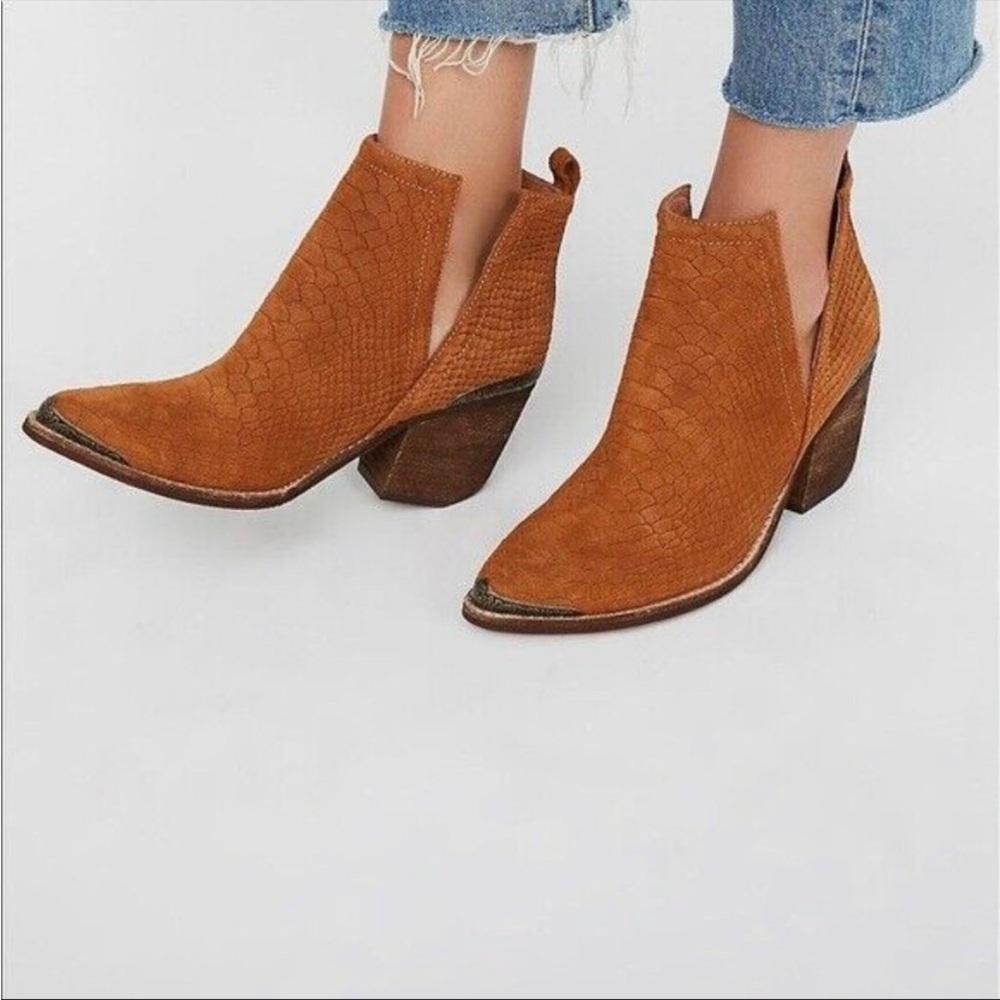 Jeffrey Campbell x Free People Cromwell Booties Hunt the Plains Western Boots
